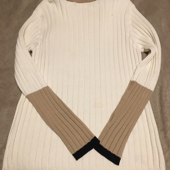 Sweater - Picture 2 of 2